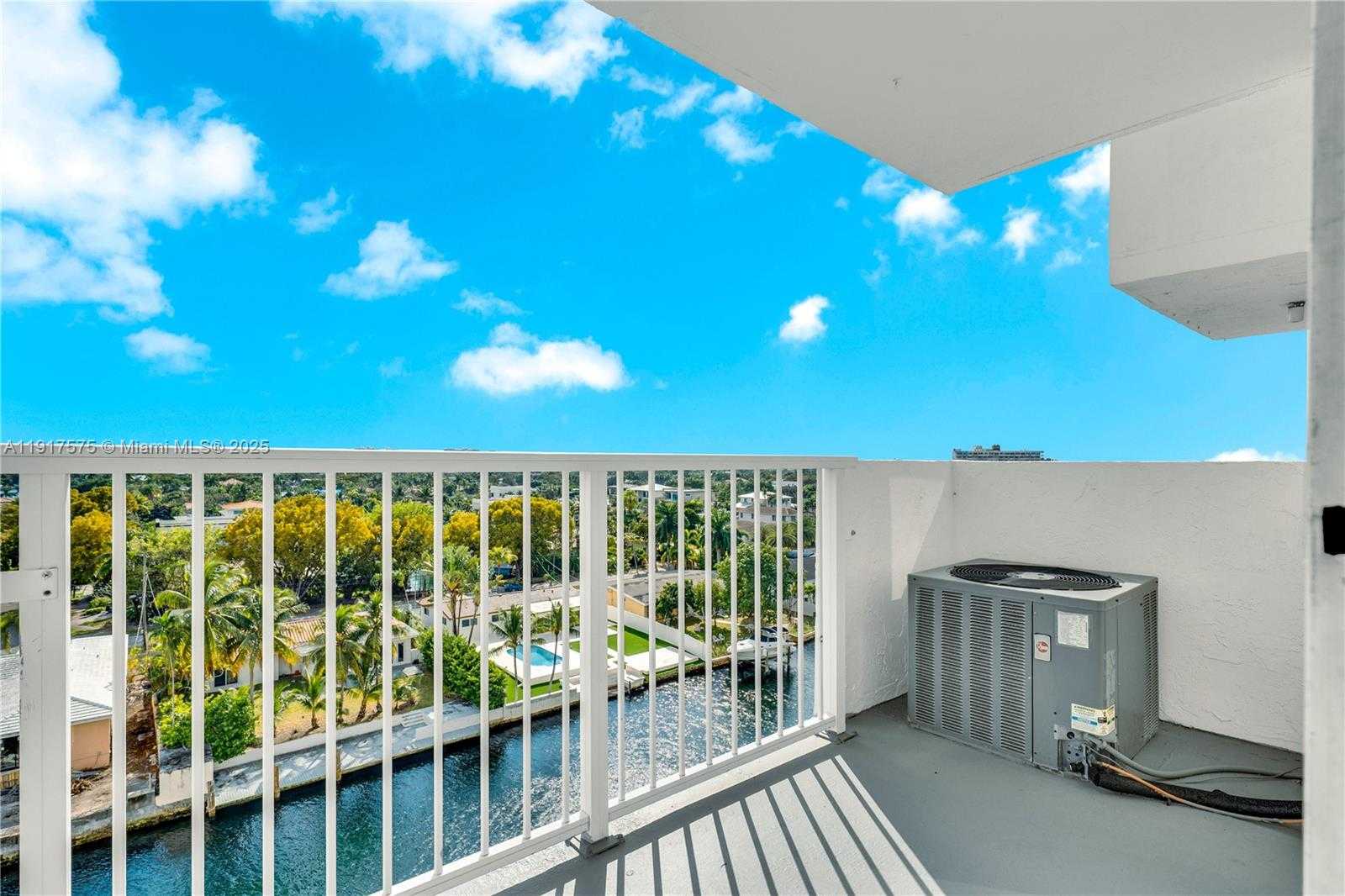 Small Image of 2020 NORTH EAST 135TH ST #805, North Miami Number 21