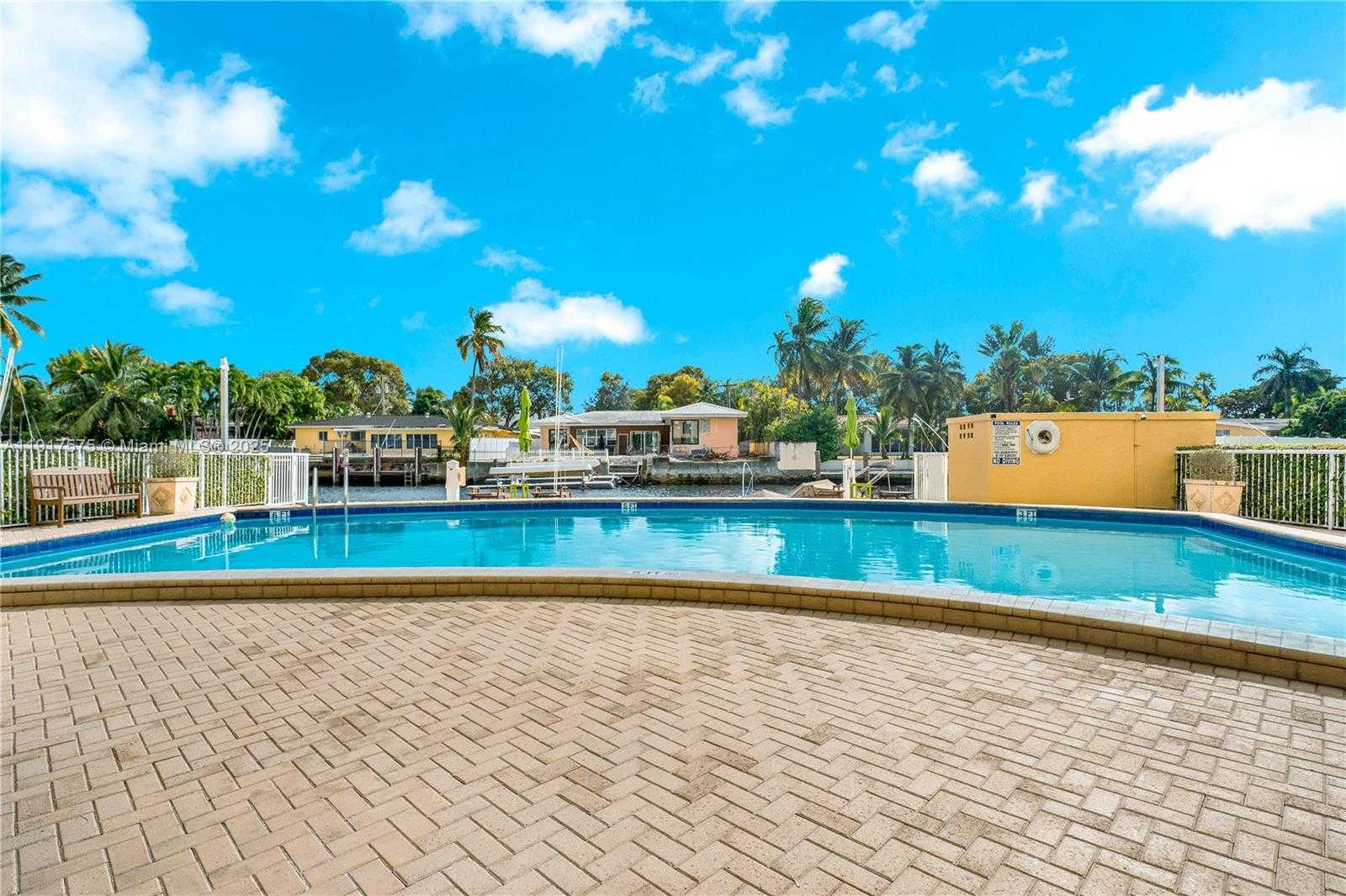 Small Image of 2020 NORTH EAST 135TH ST #805, North Miami Number 26