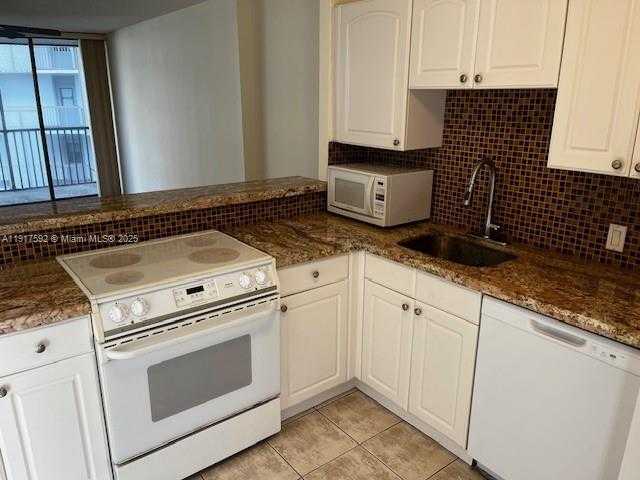 Imagen de Pequeño Objeto