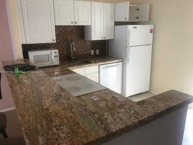 Imagen de Pequeño Objeto