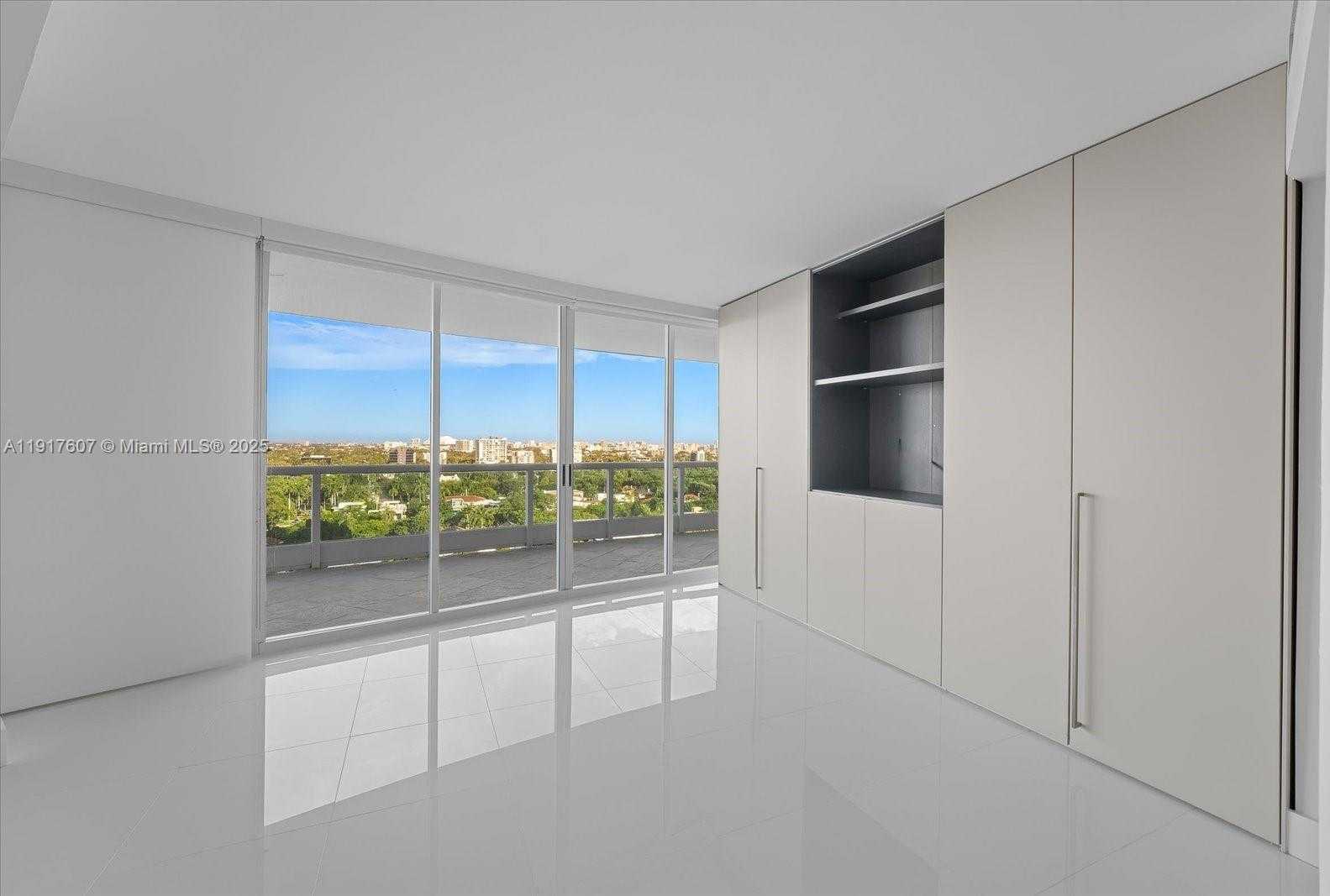 Small Image of 2127 BRICKELL AVE #1606, Miami Number 16