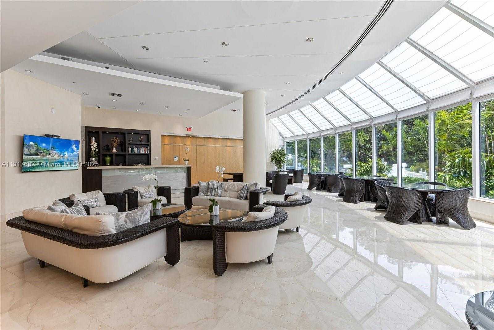 Small Image of 2127 BRICKELL AVE #1606, Miami Number 25