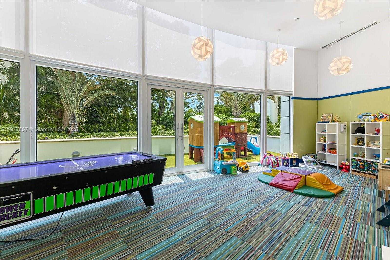 Small Image of 2127 BRICKELL AVE #1606, Miami Number 26