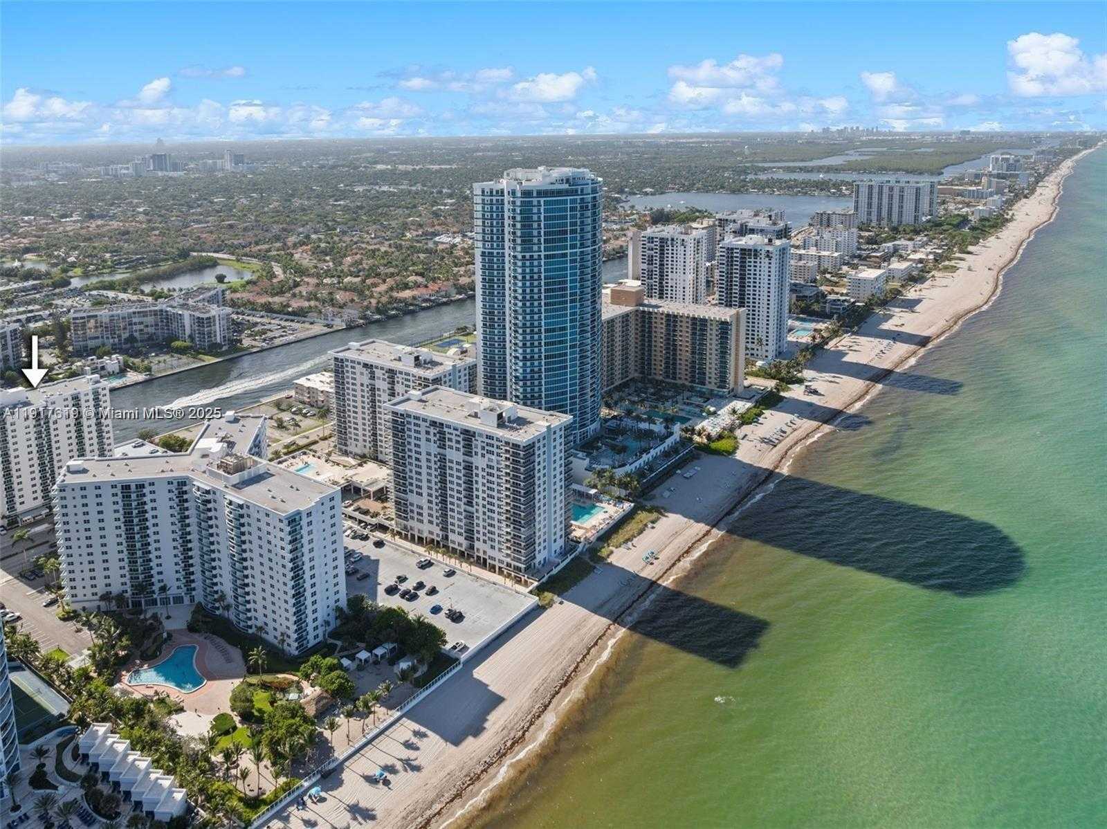 Small Image of 3000 SOUTH OCEAN DR #718, Hollywood Number 25