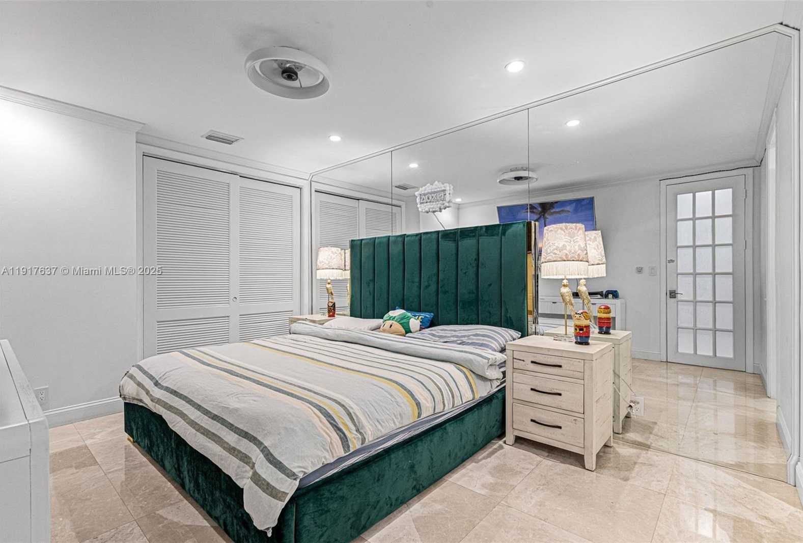 Small Image of 6124 PARADISE POINT DR #6124, Palmetto Bay Number 11