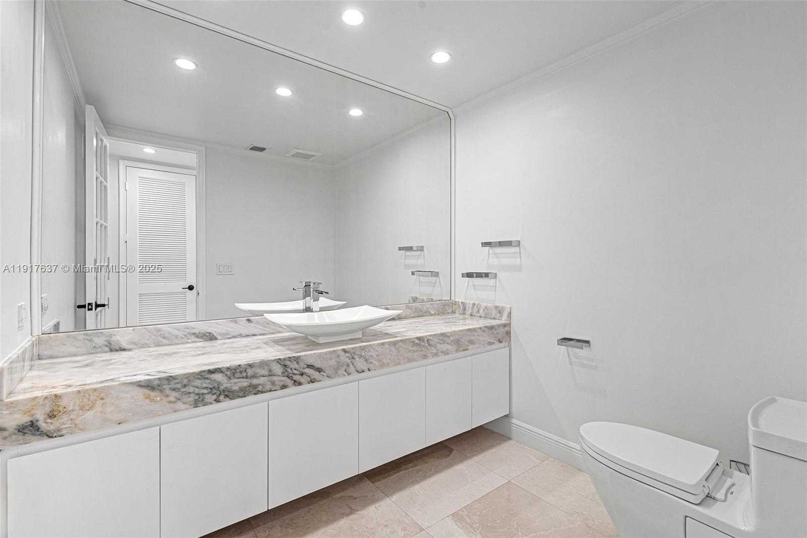 Small Image of 6124 PARADISE POINT DR #6124, Palmetto Bay Number 23