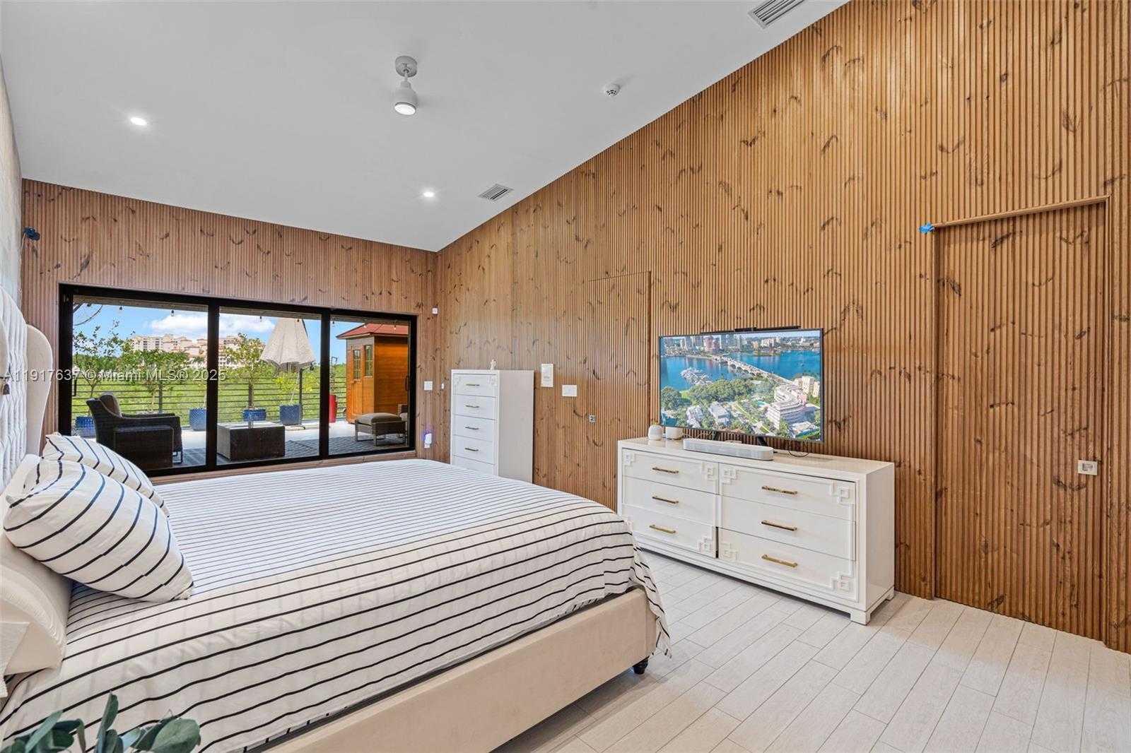 Small Image of 6124 PARADISE POINT DR #6124, Palmetto Bay Number 38