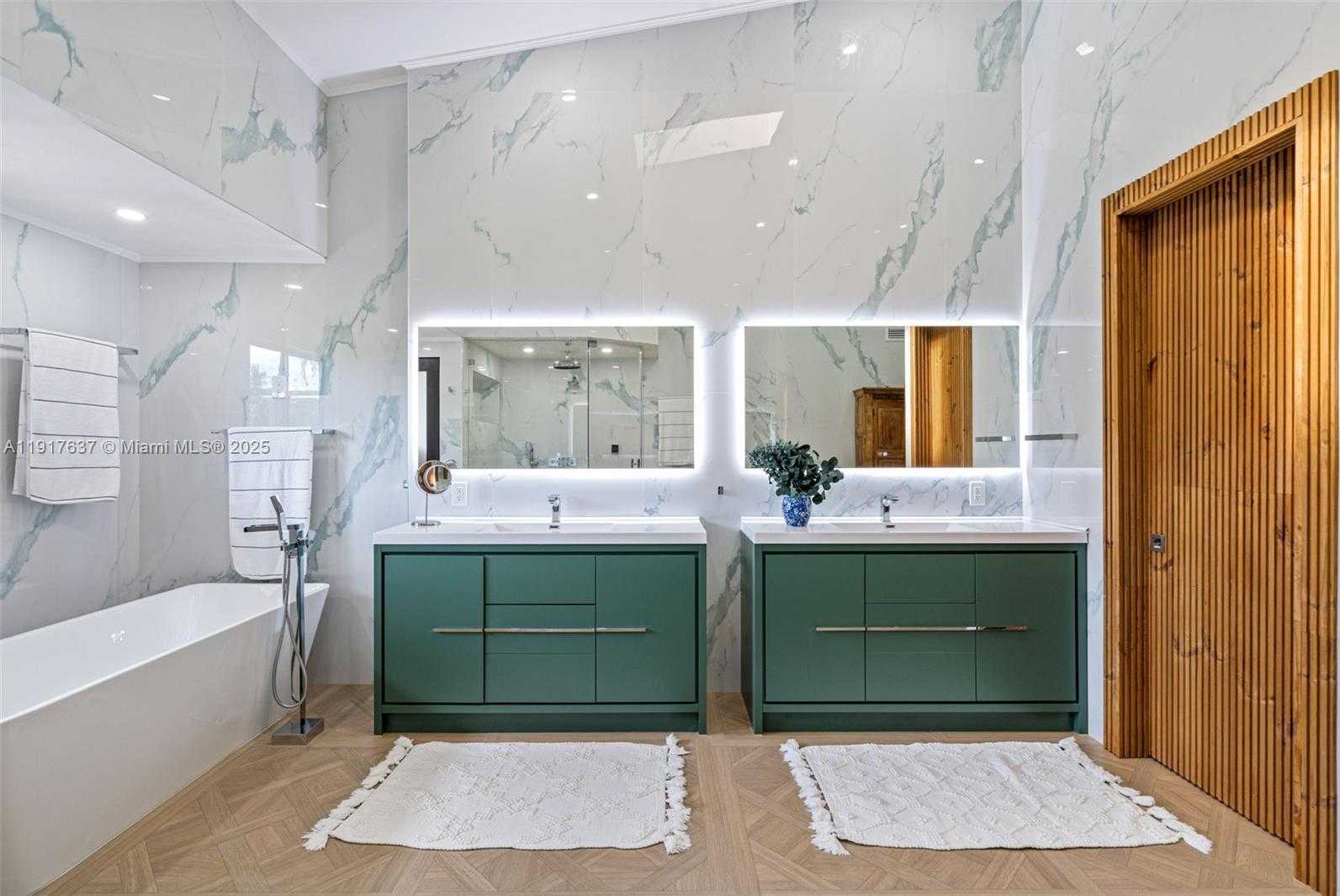 Small Image of 6124 PARADISE POINT DR #6124, Palmetto Bay Number 40