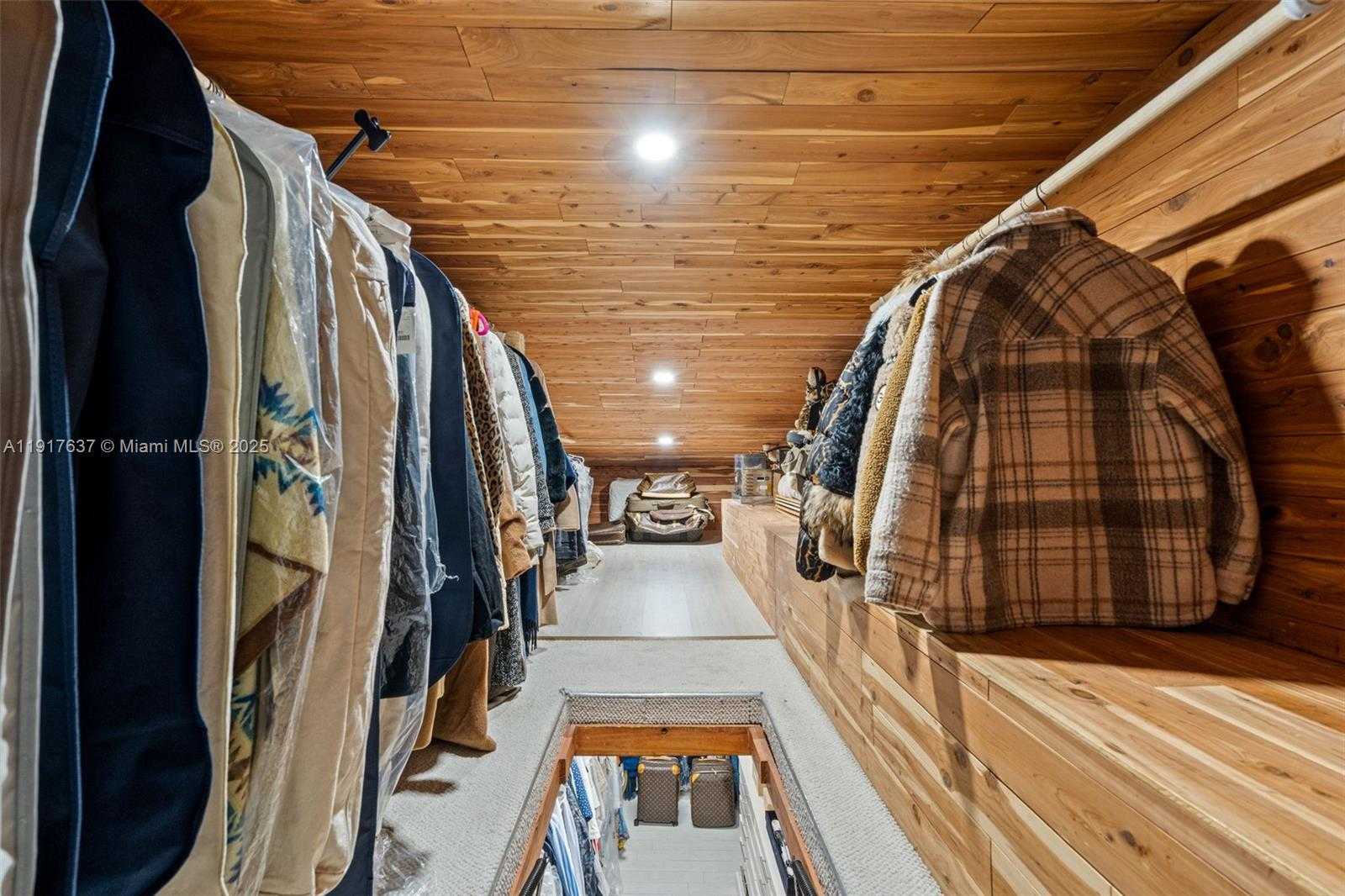 Small Image of 6124 PARADISE POINT DR #6124, Palmetto Bay Number 44