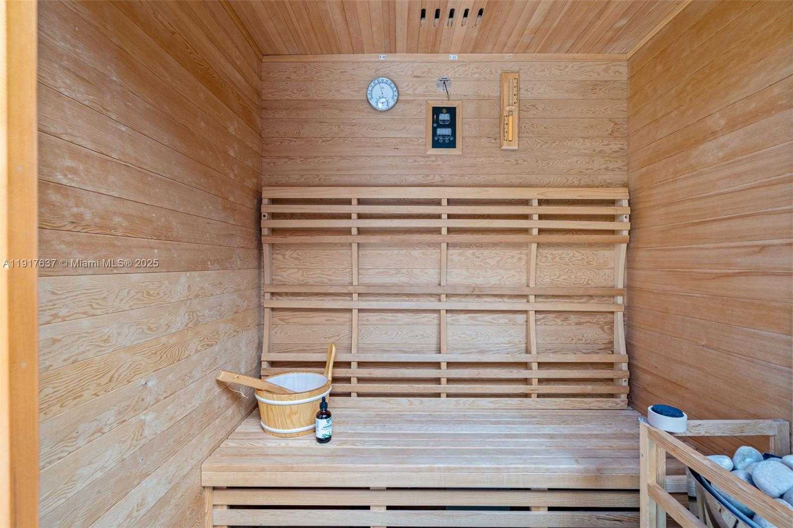 Small Image of 6124 PARADISE POINT DR #6124, Palmetto Bay Number 48