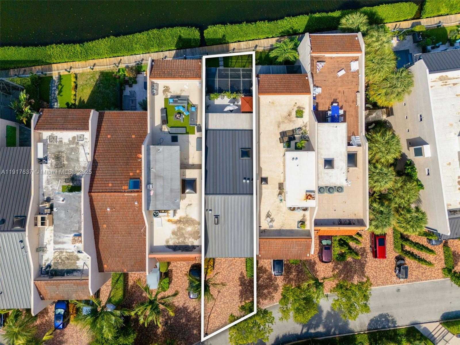 Small Image of 6124 PARADISE POINT DR #6124, Palmetto Bay Number 57