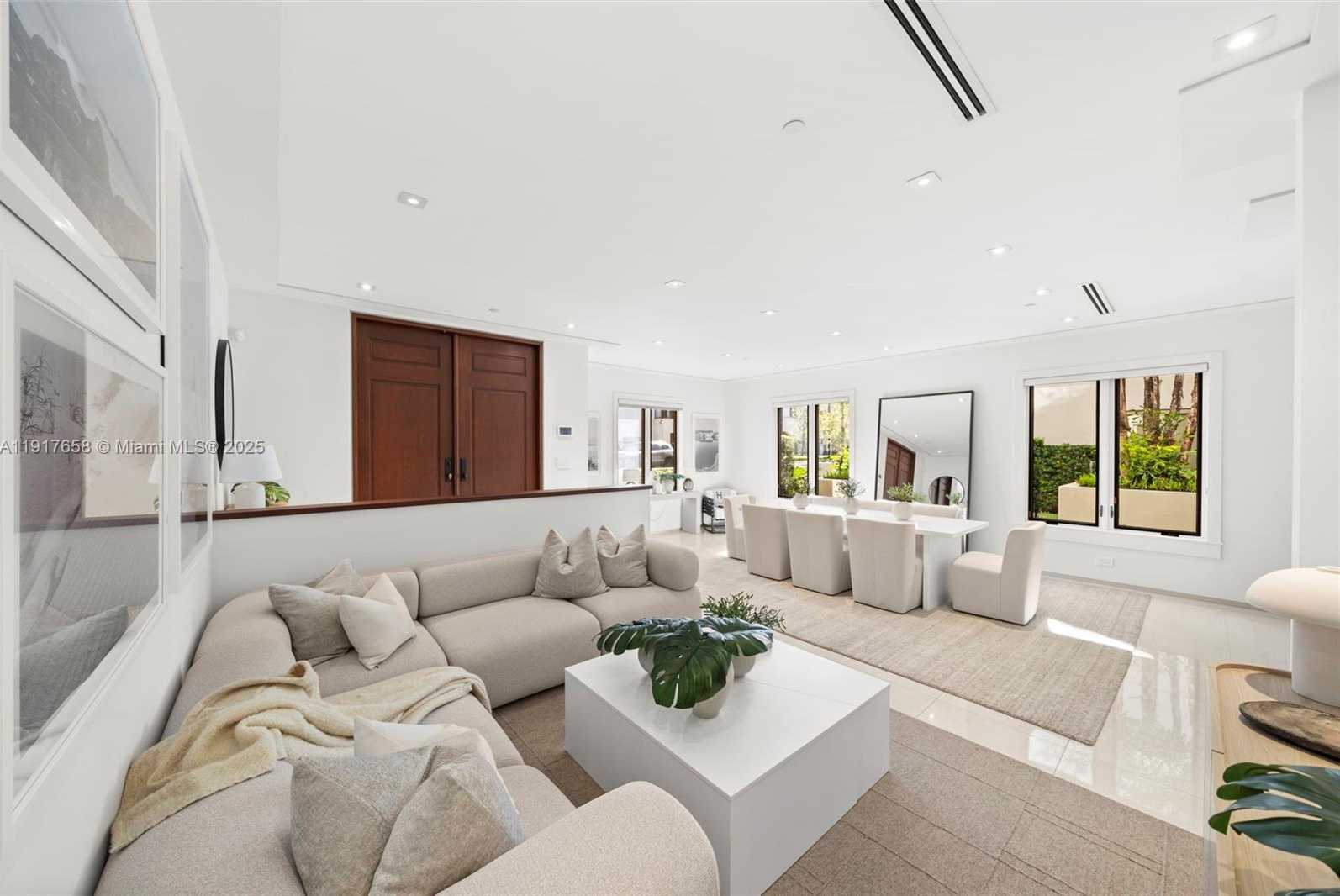 Small Image of 7490 SOUTH WEST 56TH CT, Miami Number 3