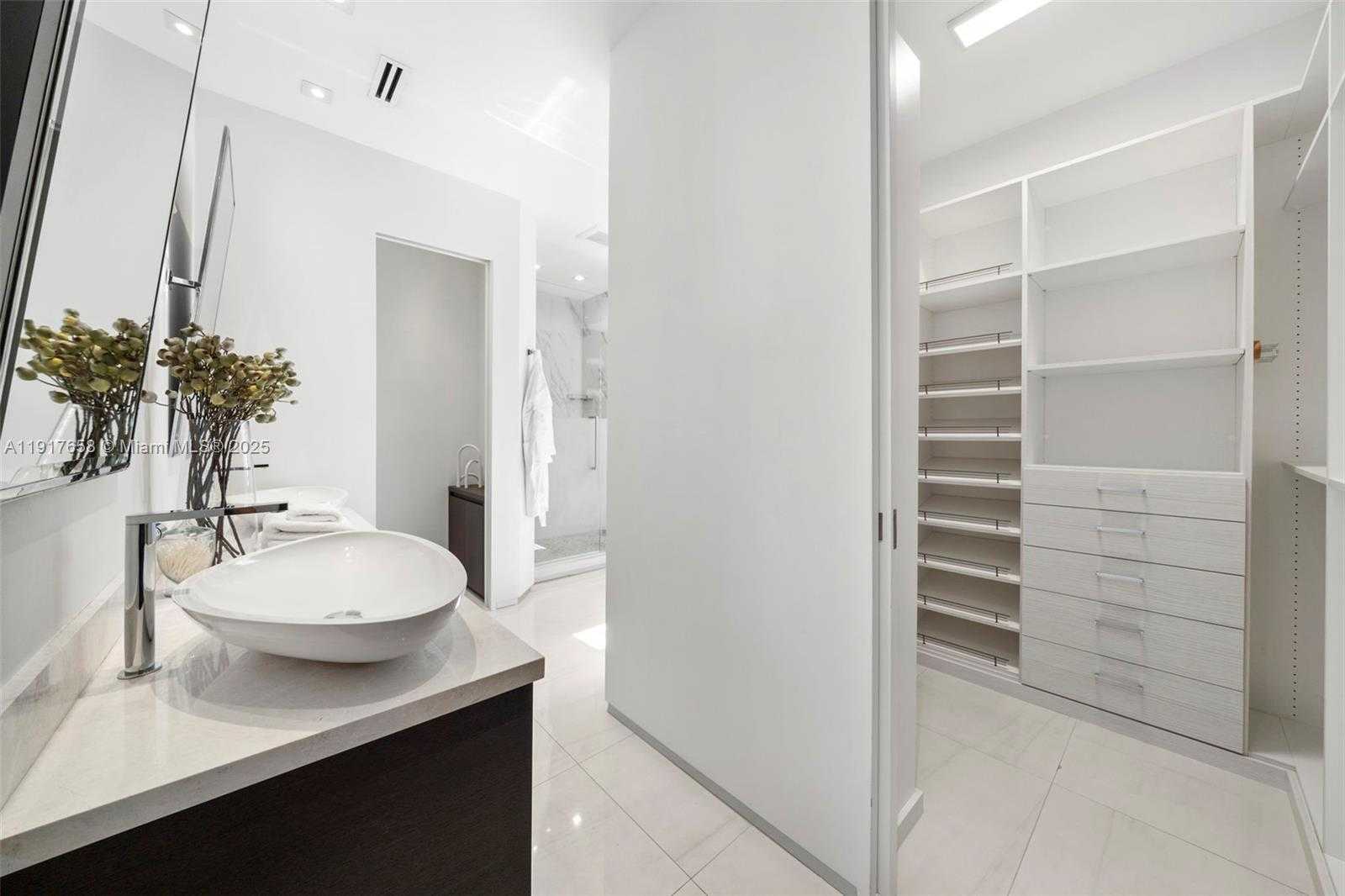 Small Image of 7490 SOUTH WEST 56TH CT, Miami Number 31