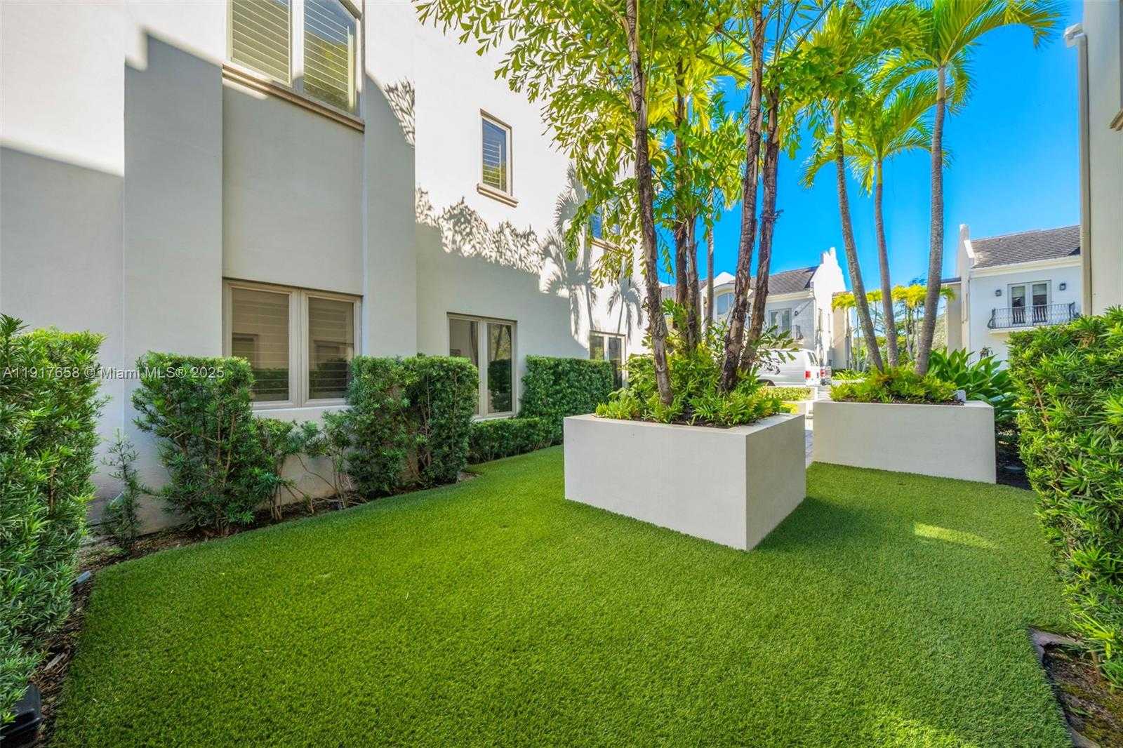 Small Image of 7490 SOUTH WEST 56TH CT, Miami Number 53