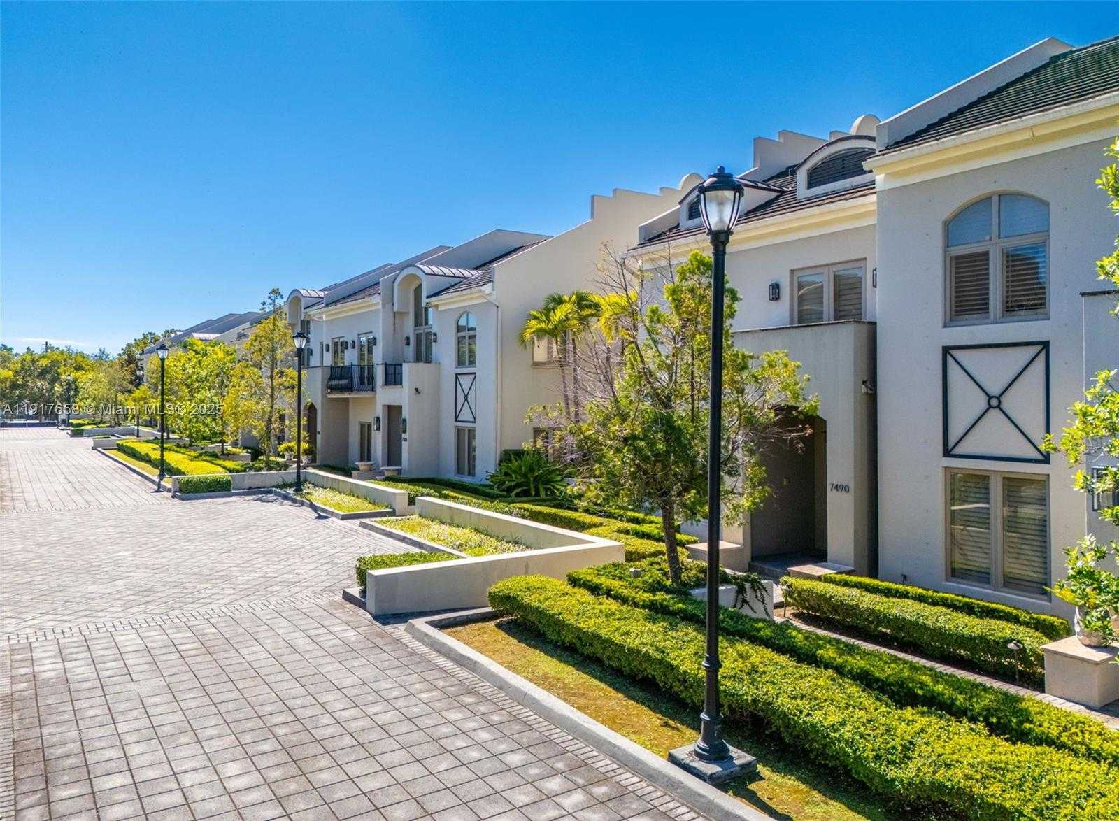 Small Image of 7490 SOUTH WEST 56TH CT, Miami Number 66