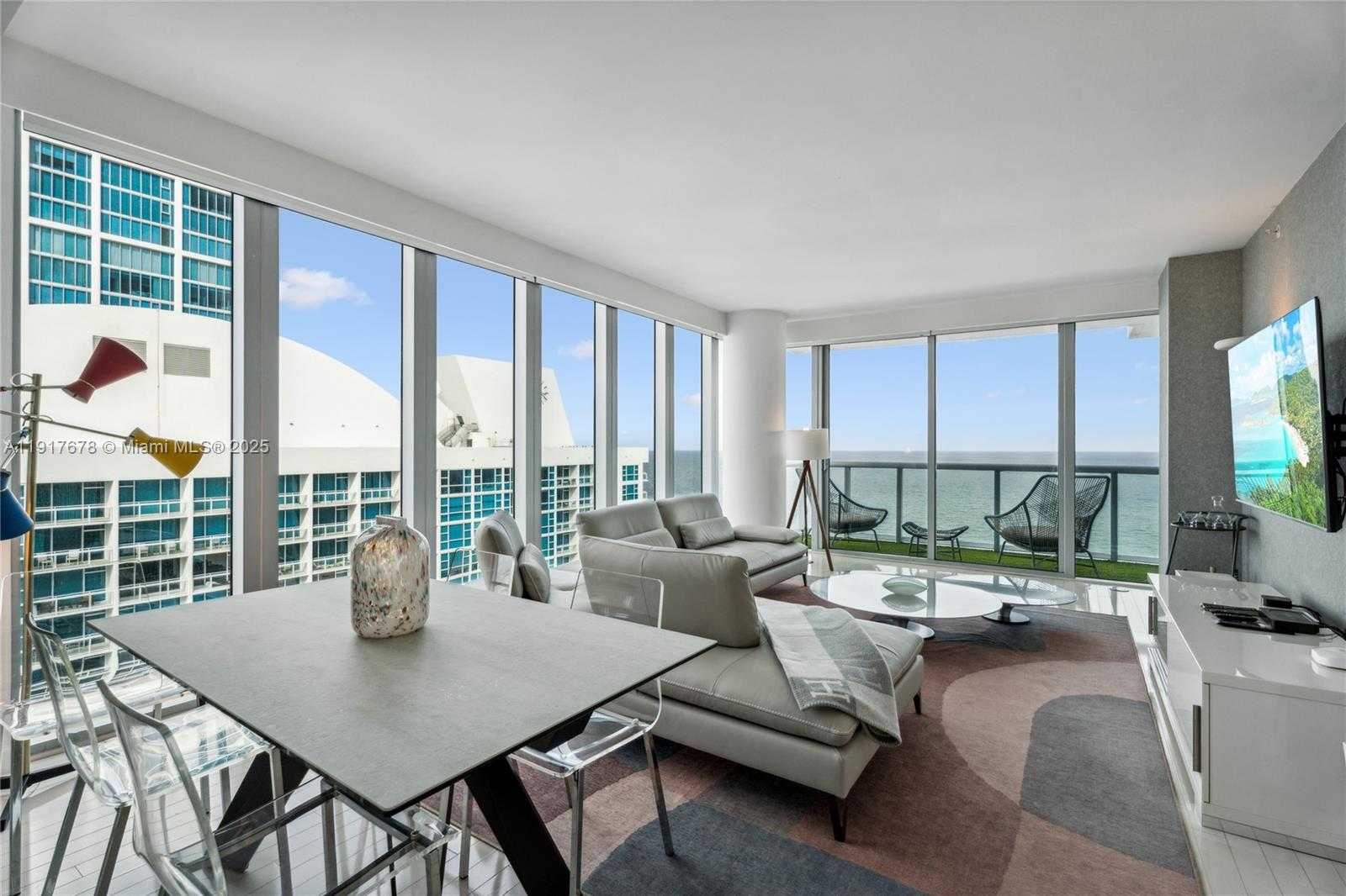 Small Image of 6799 COLLINS AVE #1602, Miami Beach Number 10