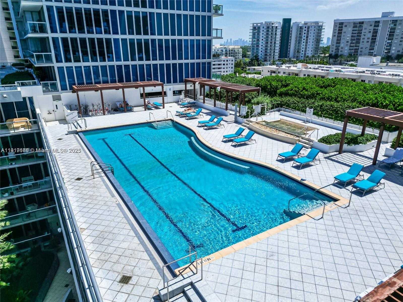 Small Image of 6799 COLLINS AVE #1602, Miami Beach Number 32