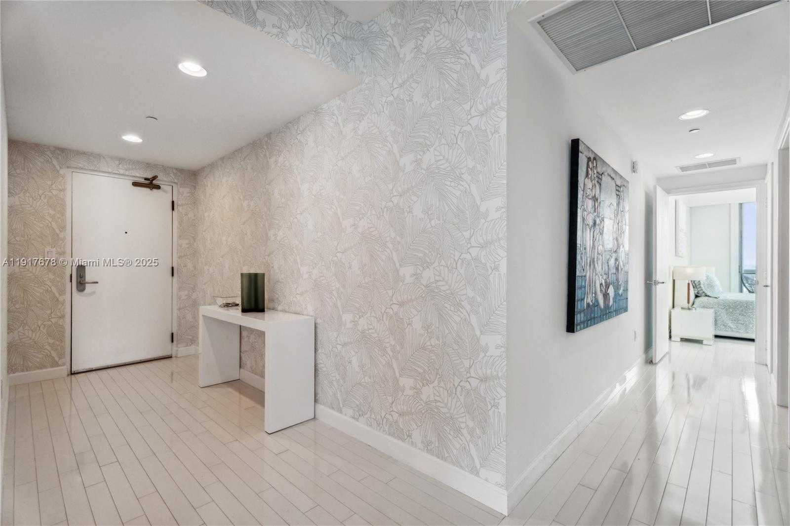 Small Image of 6799 COLLINS AVE #1602, Miami Beach Number 6