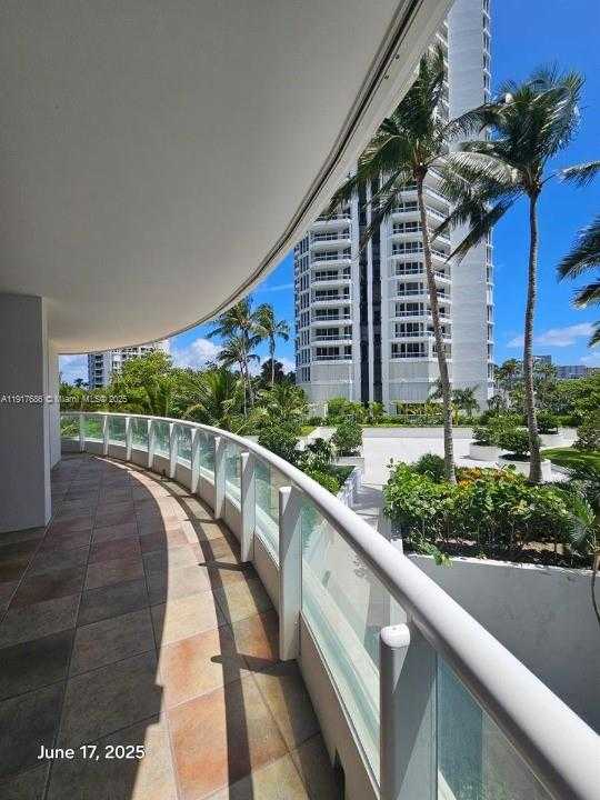 Small Image of 21050 POINT PL #501, Aventura Number 21