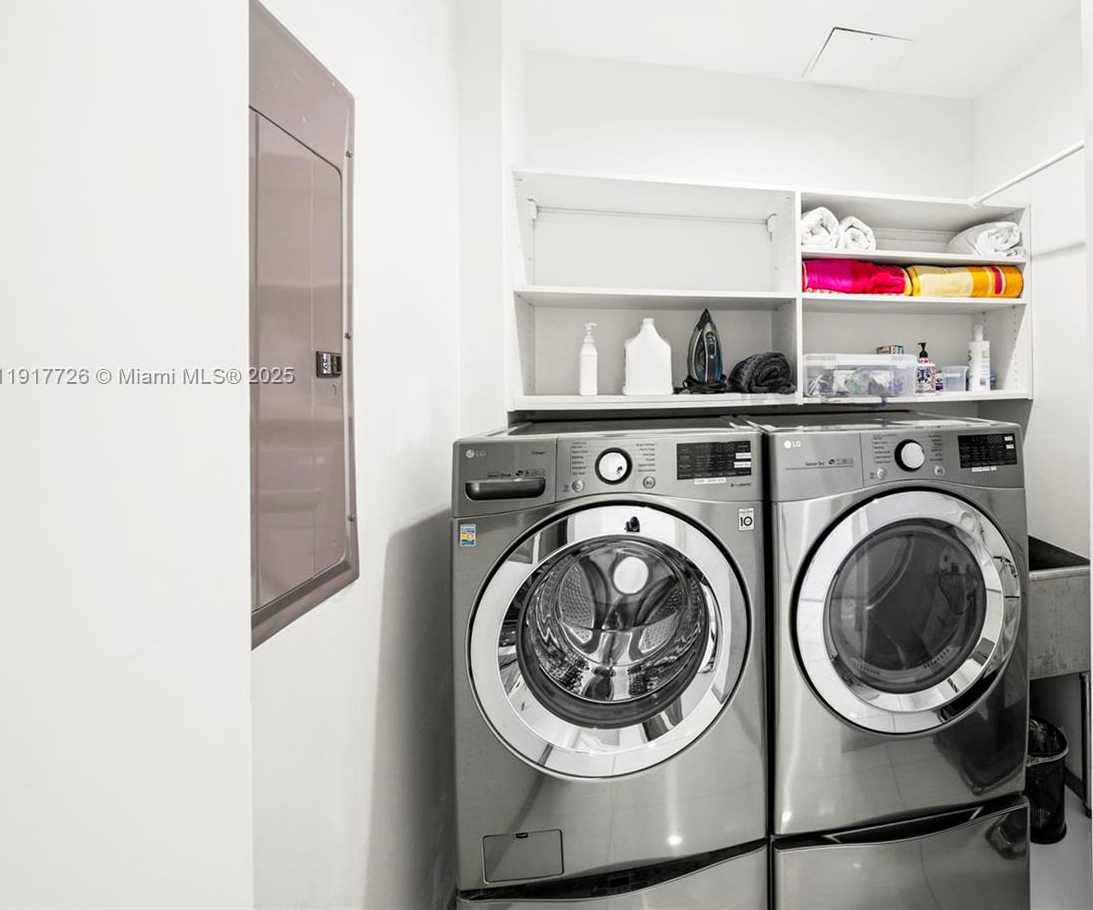 Small Image of 201 AQUA AVE #801, Miami Beach Number 25