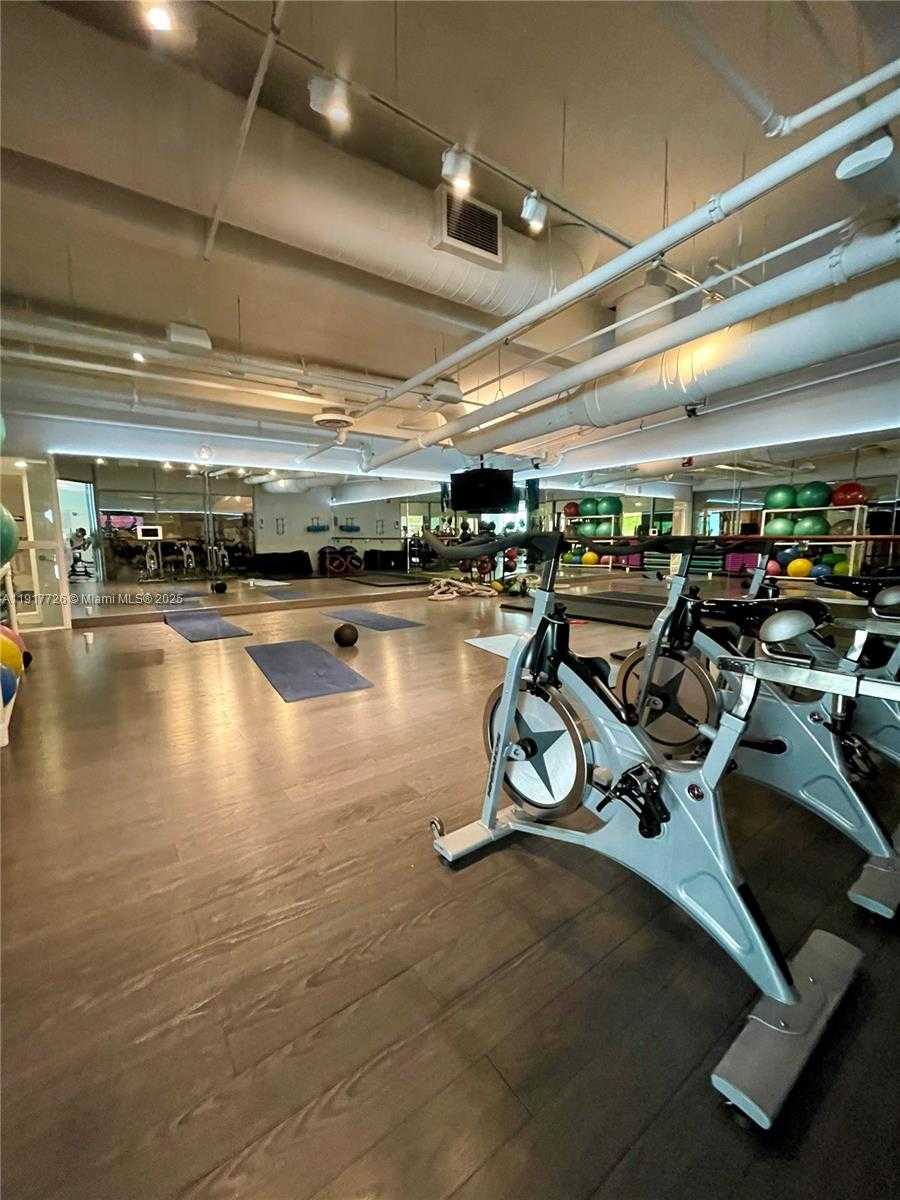 Small Image of 201 AQUA AVE #801, Miami Beach Number 32