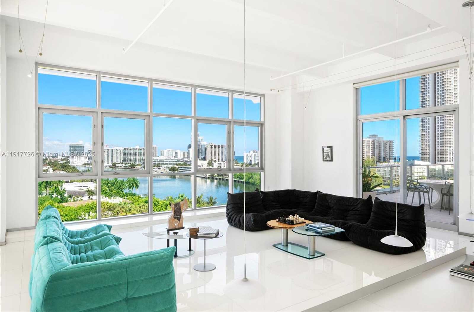 Small Image of 201 AQUA AVE #801, Miami Beach Number 4