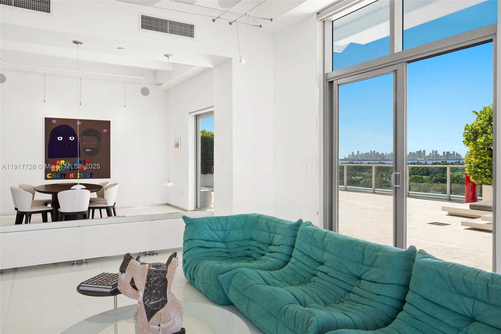 Small Image of 201 AQUA AVE #801, Miami Beach Number 5