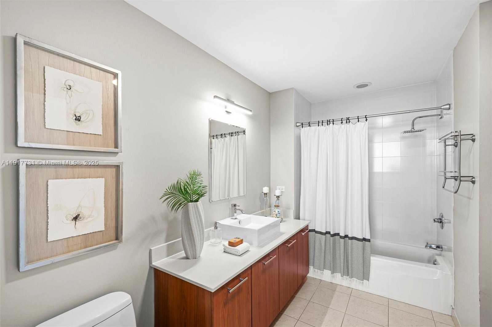 Small Image of 3301 NORTH EAST 1ST AVE #H2201, Miami Number 17