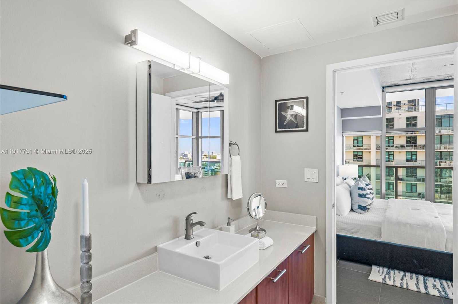 Small Image of 3301 NORTH EAST 1ST AVE #H2201, Miami Number 27