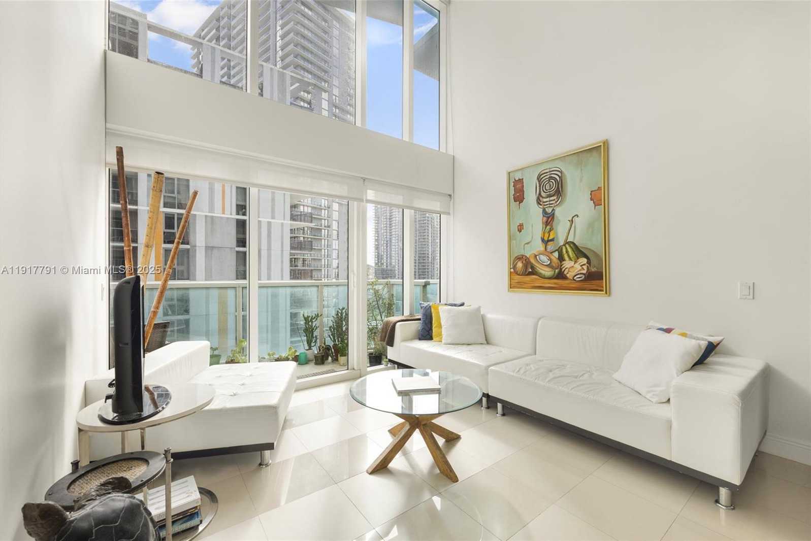 Small Image of 41 SOUTH EAST 5TH ST #1210, Miami Number 8