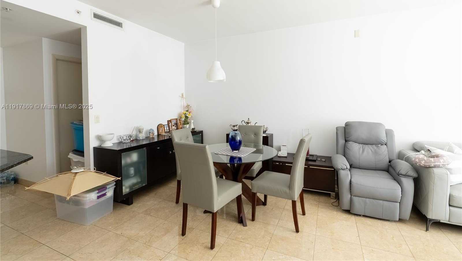 Small Image of 801 BRICKELL KEY BLVD #1407, Miami Number 10