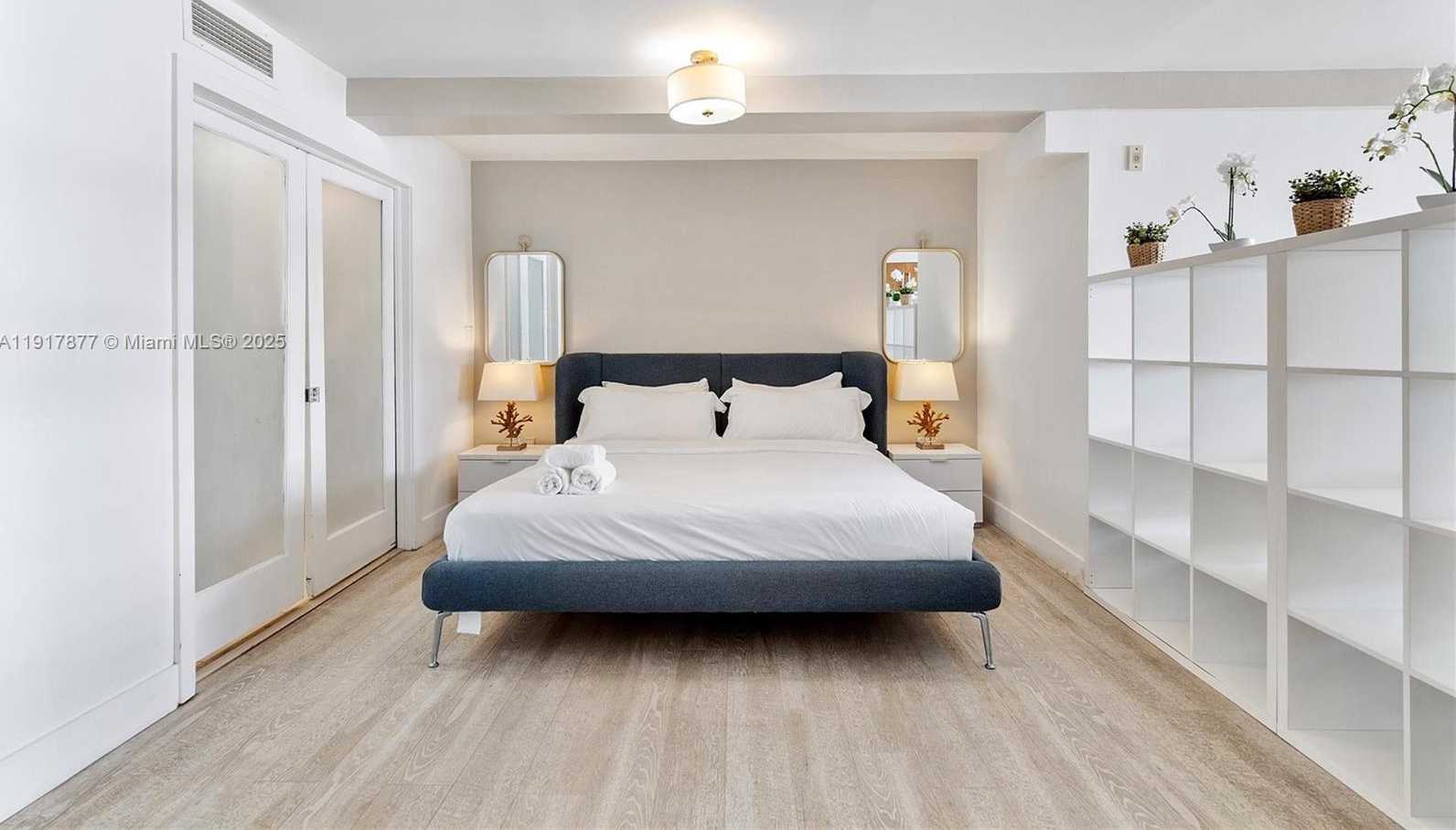 Small Image of 1024 OCEAN DR #A502, Miami Beach Number 15