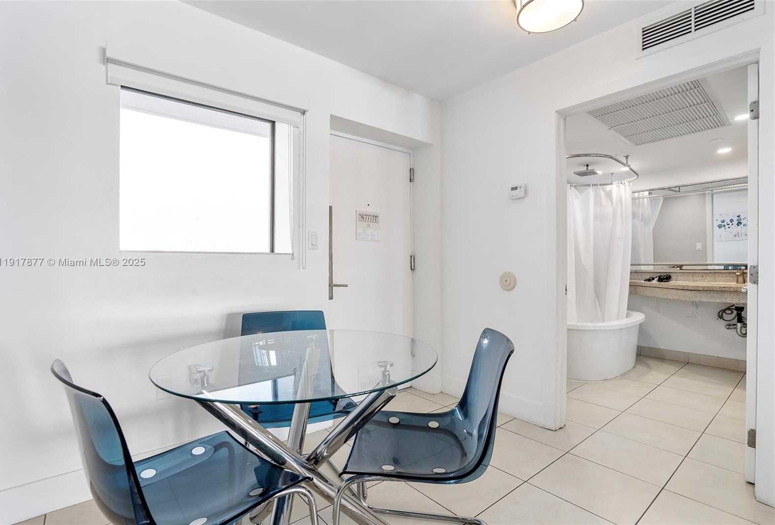 Small Image of 1024 OCEAN DR #A502, Miami Beach Number 23