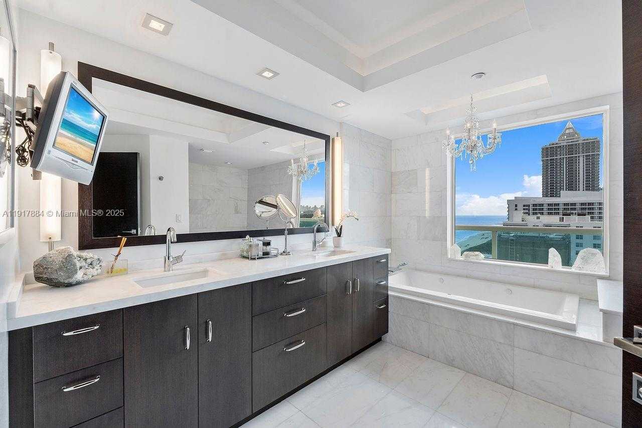 Small Image of 5025 COLLINS AVE #1907, Miami Beach Number 17