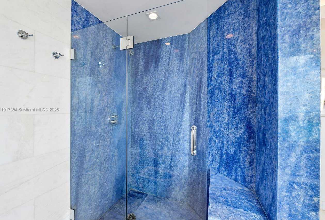 Small Image of 5025 COLLINS AVE #1907, Miami Beach Number 19