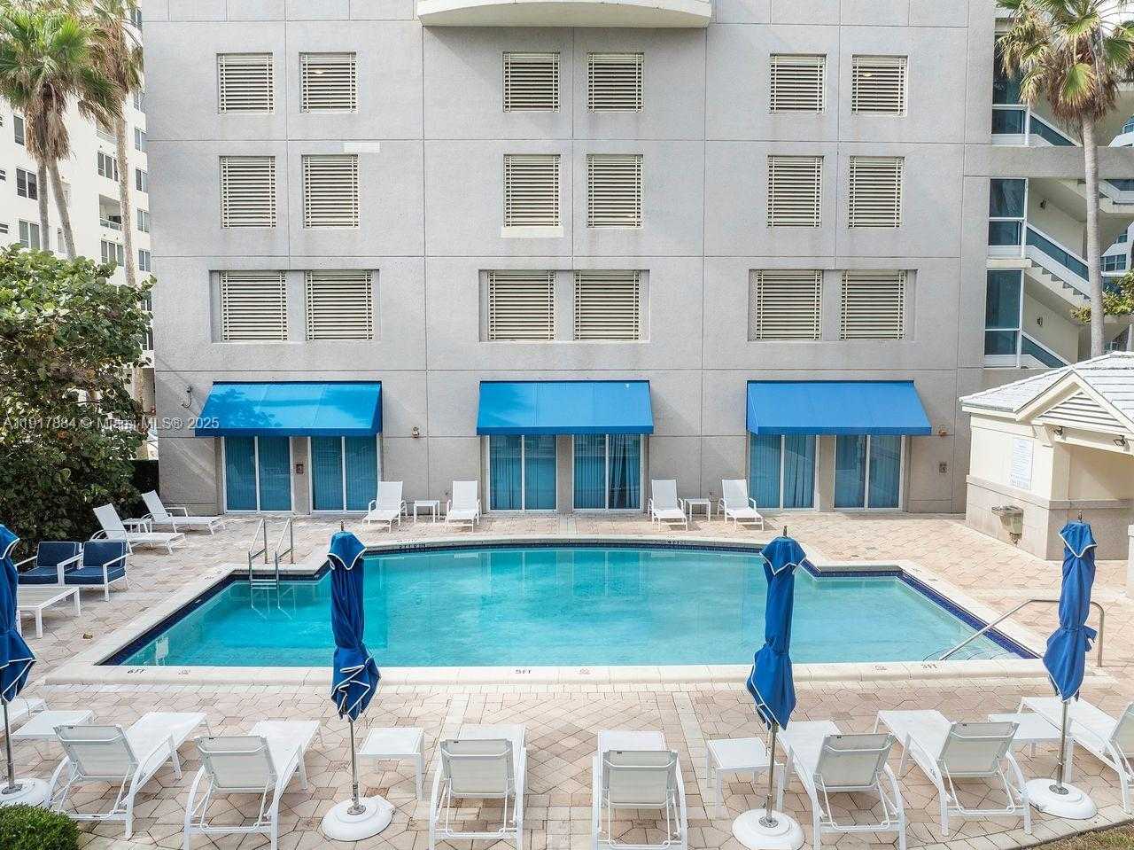 Small Image of 5025 COLLINS AVE #1907, Miami Beach Number 29