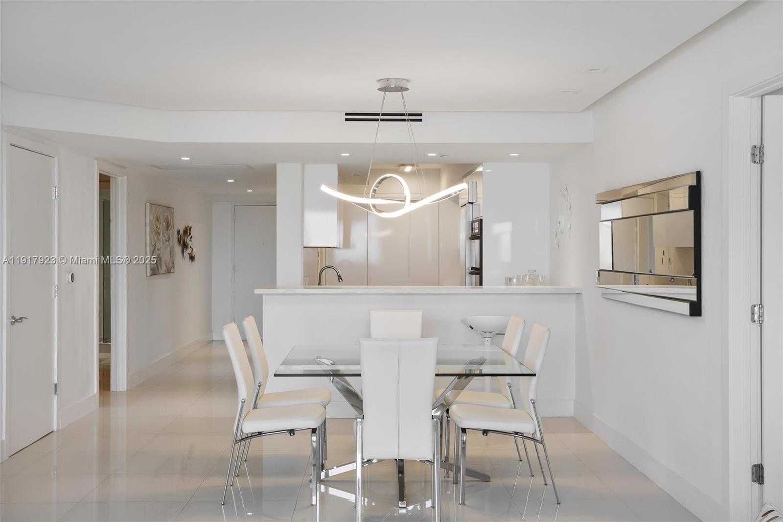 Small Image of 1800 SOUTH OCEAN DR #1708, Hallandale Beach Number 11