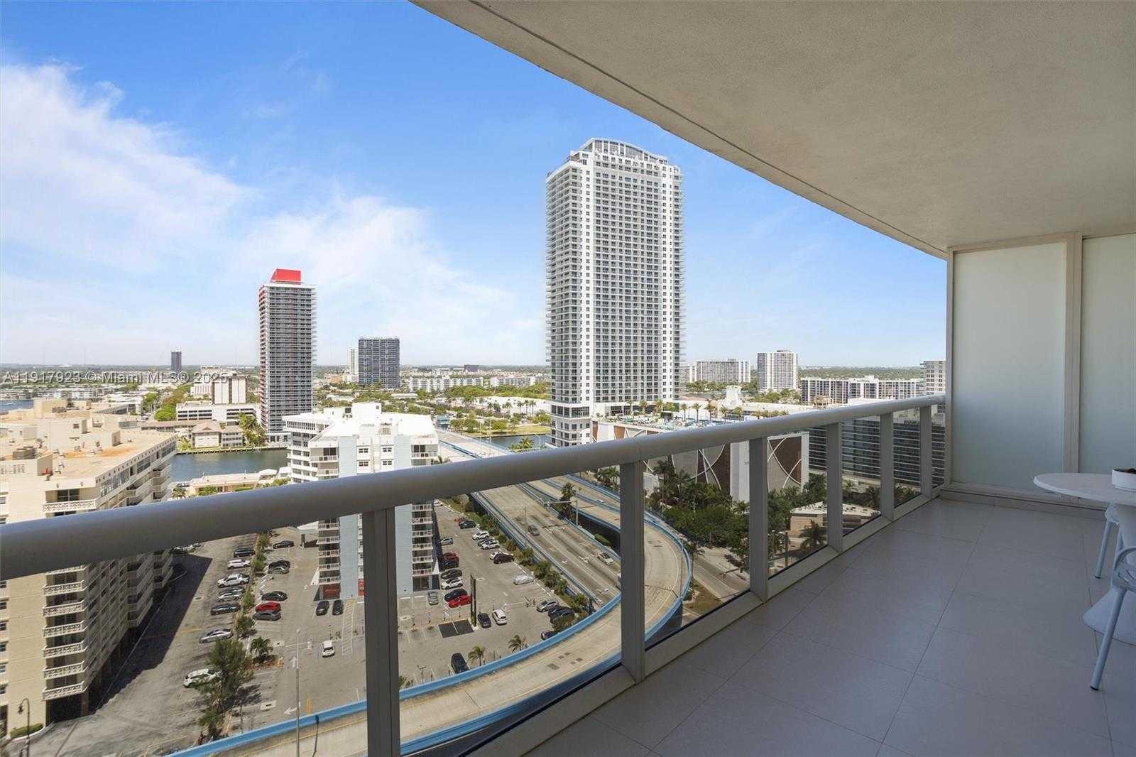 Small Image of 1800 SOUTH OCEAN DR #1708, Hallandale Beach Number 3