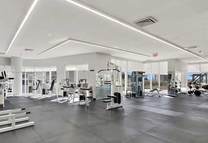 Small Image of 1800 SOUTH OCEAN DR #1708, Hallandale Beach Number 41