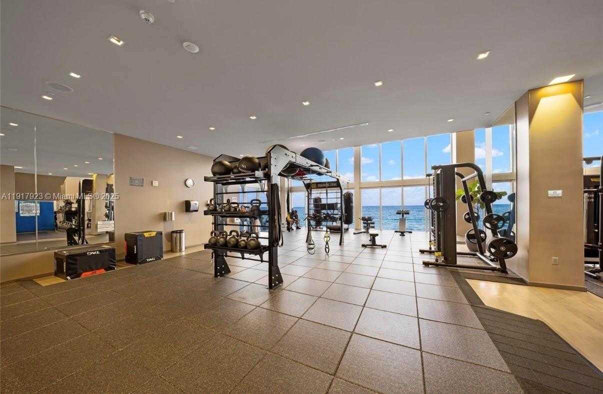 Small Image of 1800 SOUTH OCEAN DR #1708, Hallandale Beach Number 43