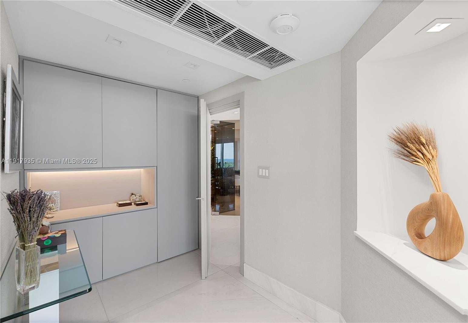 Small Image of 19955 NORTH EAST 38TH CT #1103, Aventura Number 17