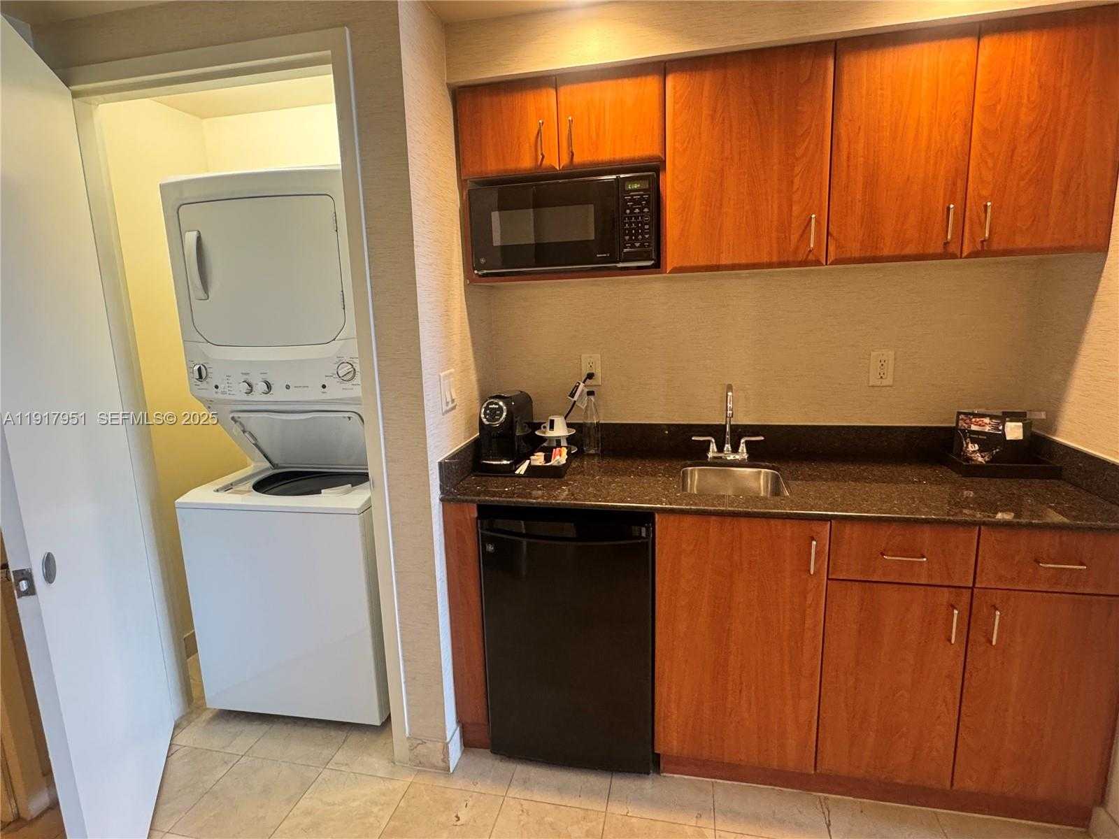 Small Image of 18001 COLLINS AVE #2107, Sunny Isles Beach Number 16