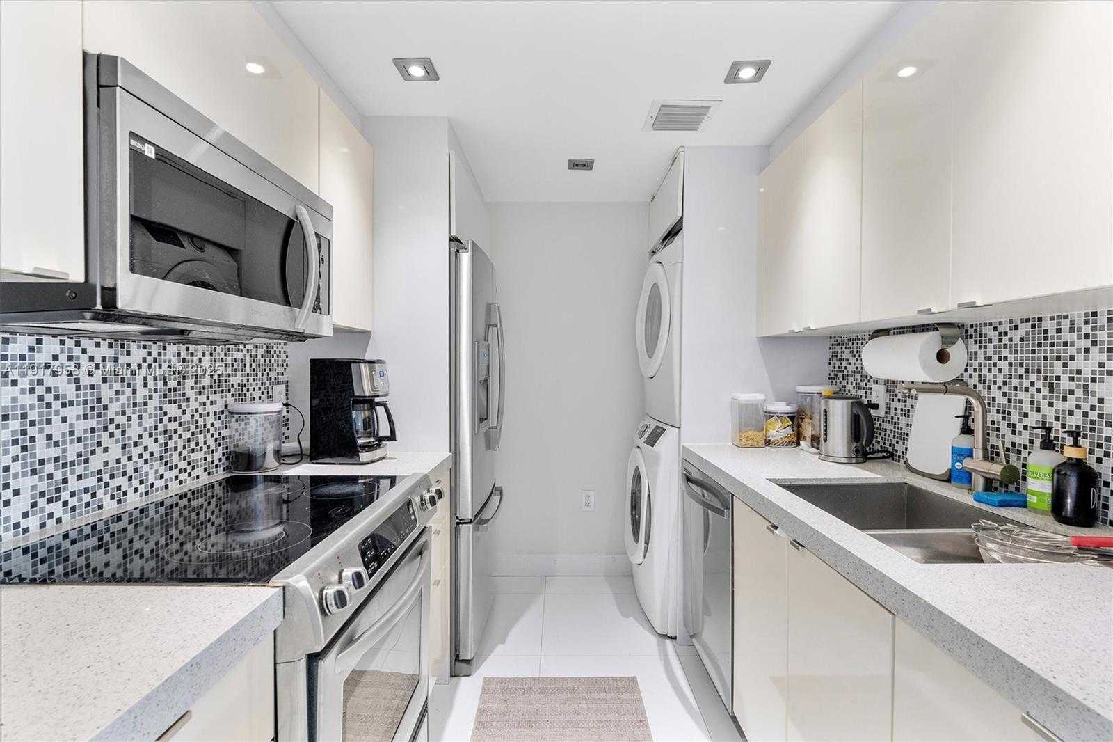 Small Image of 10275 COLLINS AVE #1523, Bal Harbour Number 10