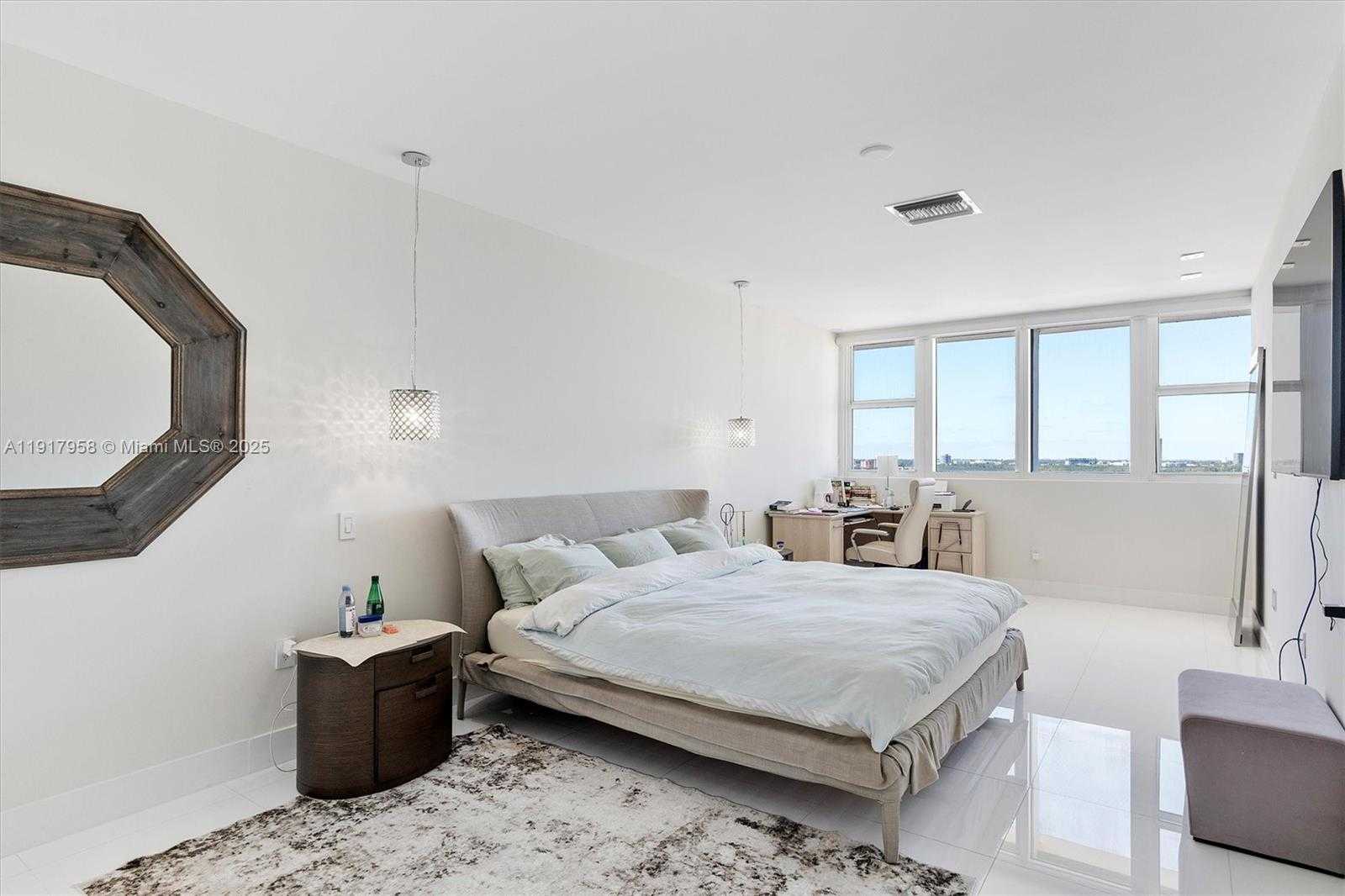 Small Image of 10275 COLLINS AVE #1523, Bal Harbour Number 13
