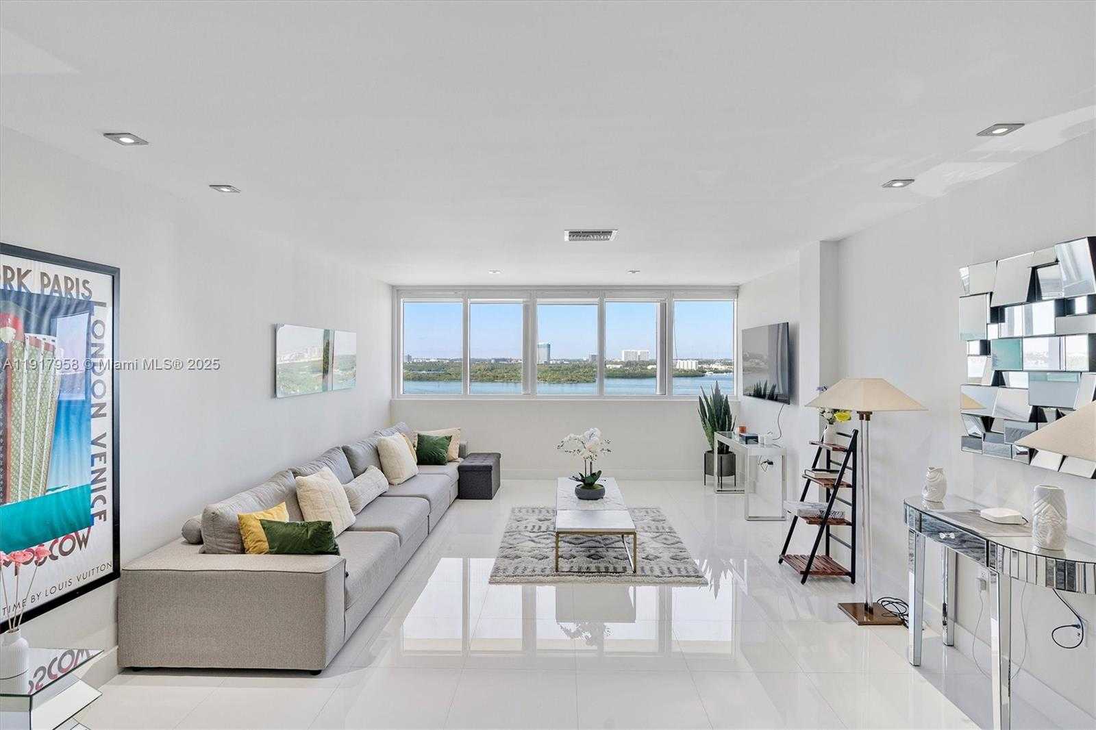 Small Image of 10275 COLLINS AVE #1523, Bal Harbour Number 2