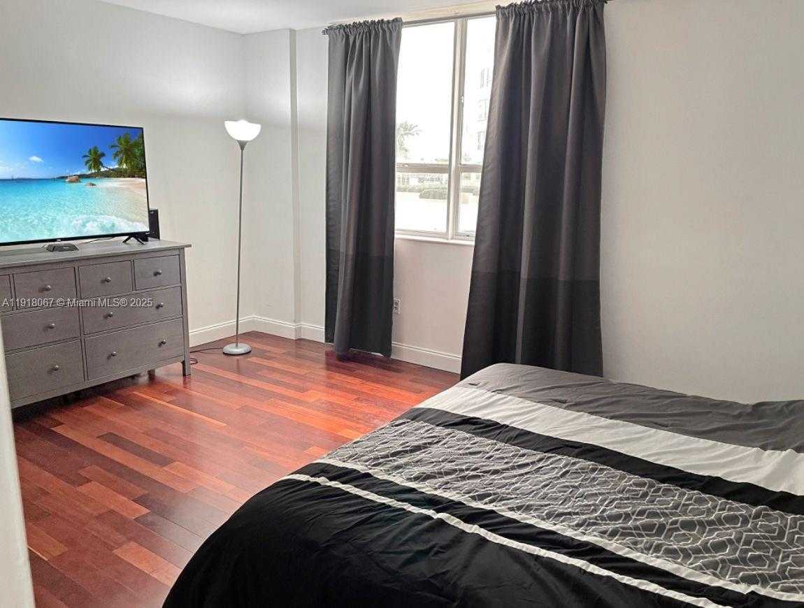 Small Image of 10185 COLLINS AVE #315, Bal Harbour Number 6