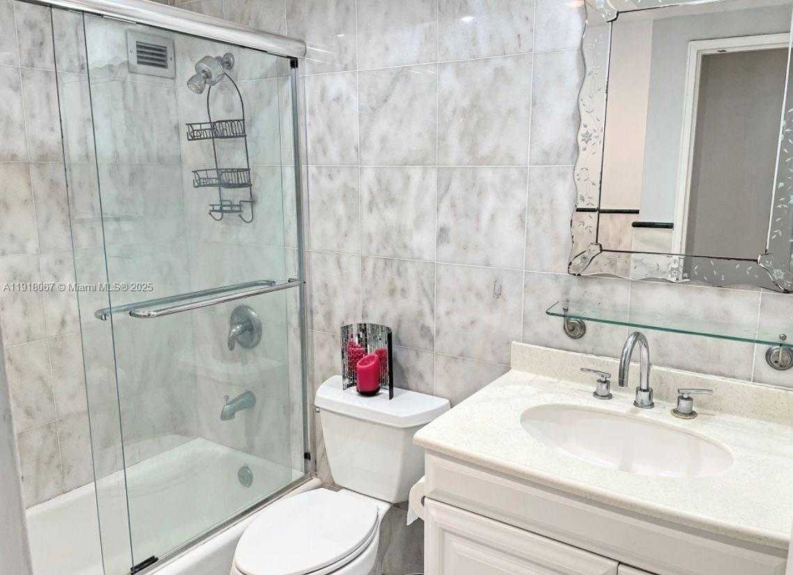 Small Image of 10185 COLLINS AVE #315, Bal Harbour Number 7