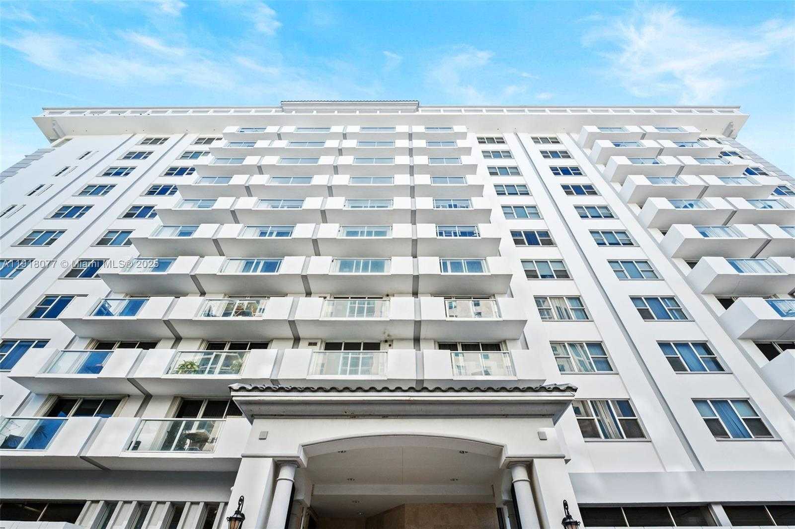 Imagen de Pequeño Objeto