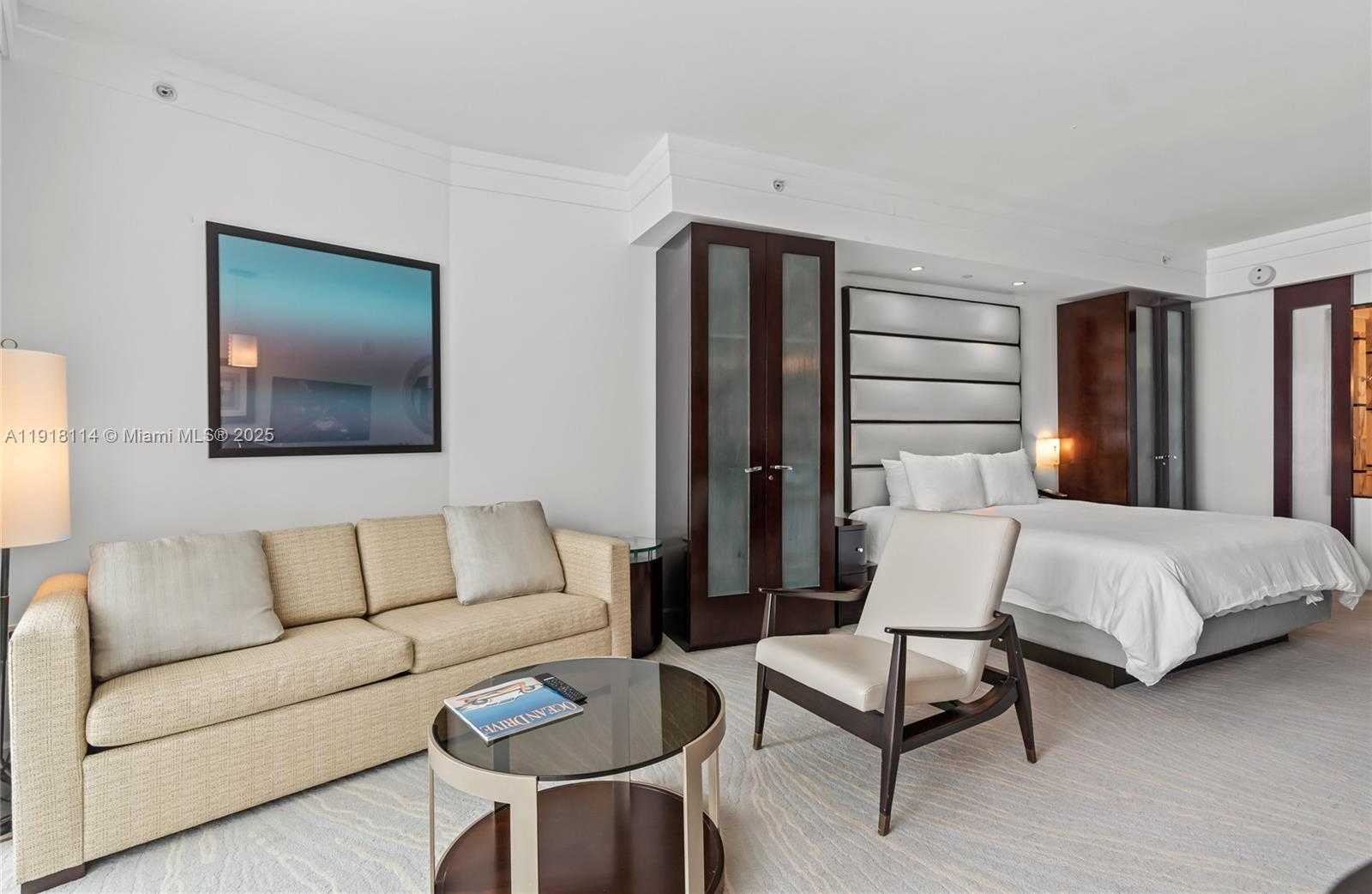 Small Image of 4391 COLLINS AVE #1118, Miami Beach Number 14