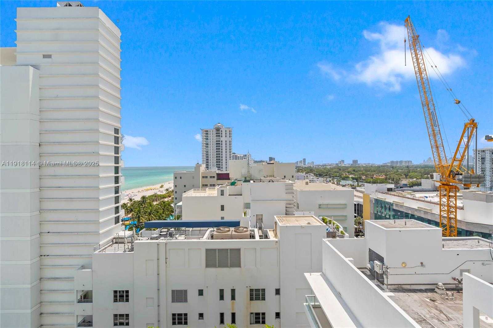 Small Image of 4391 COLLINS AVE #1118, Miami Beach Number 22